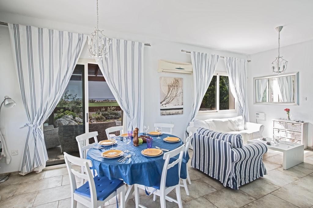 Sunny Coast Villa Айя Напа Екстериор снимка