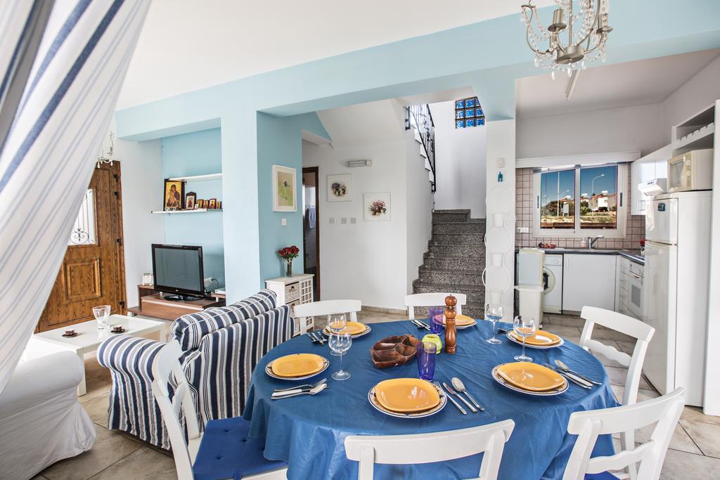 Sunny Coast Villa Айя Напа Екстериор снимка