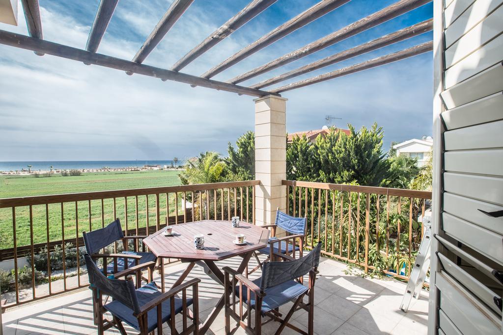 Sunny Coast Villa Айя Напа Екстериор снимка