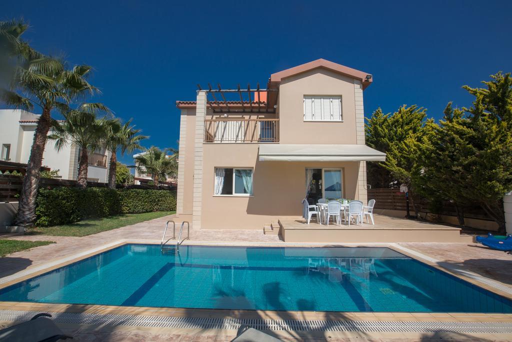 Sunny Coast Villa Айя Напа Екстериор снимка
