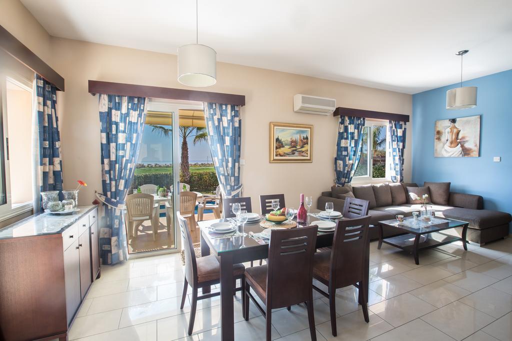 Sunny Coast Villa Айя Напа Екстериор снимка
