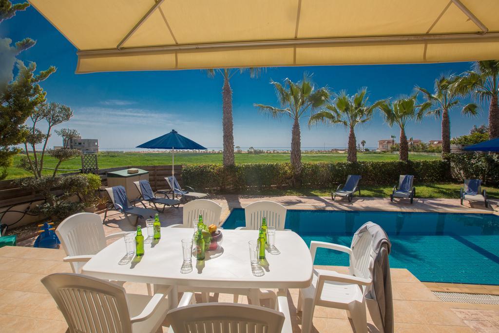Sunny Coast Villa Айя Напа Екстериор снимка